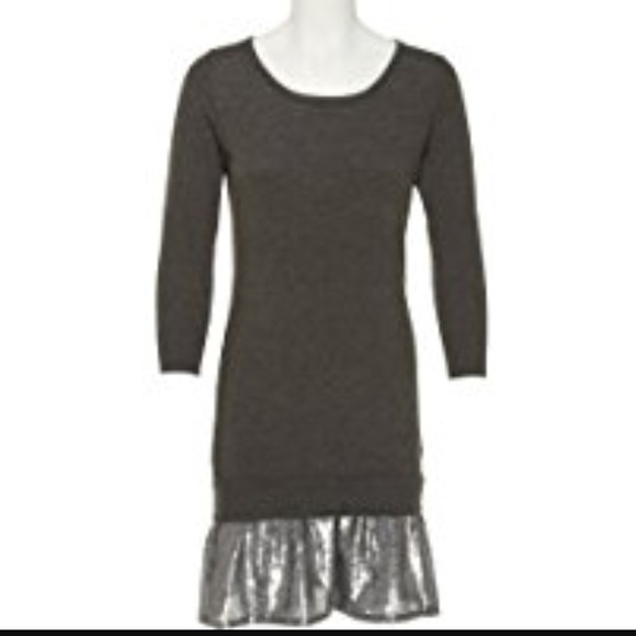 Romeo & Juliet Couture Dresses & Skirts - Romeo & Juliet couture sweater sequin dress